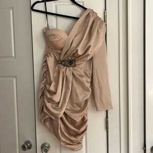 LAVISH ALICE draped one sleeved ruched mini dress size 14